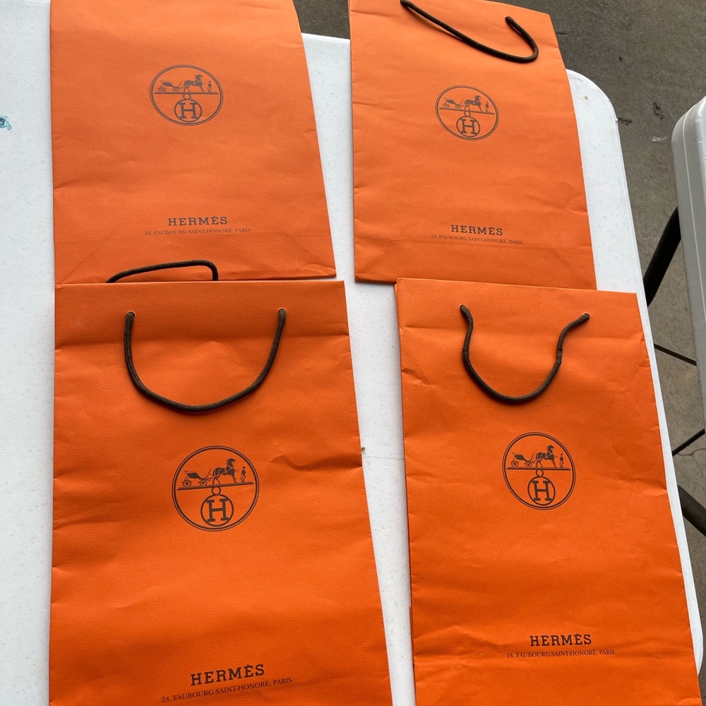Hermes paper shopping bags